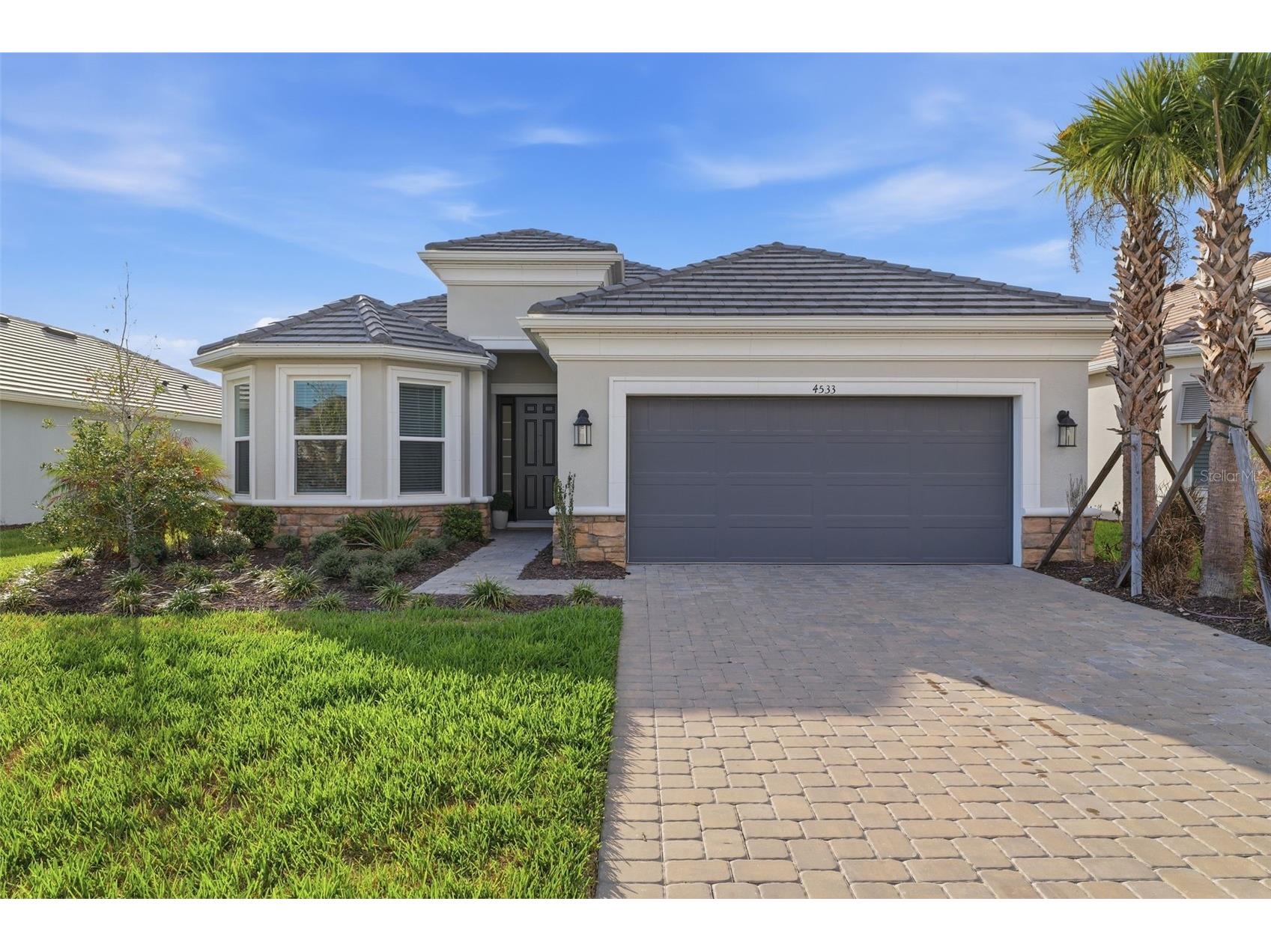 4533 Isonzo Way Wesley Chapel FL 33543 W7883832 image2