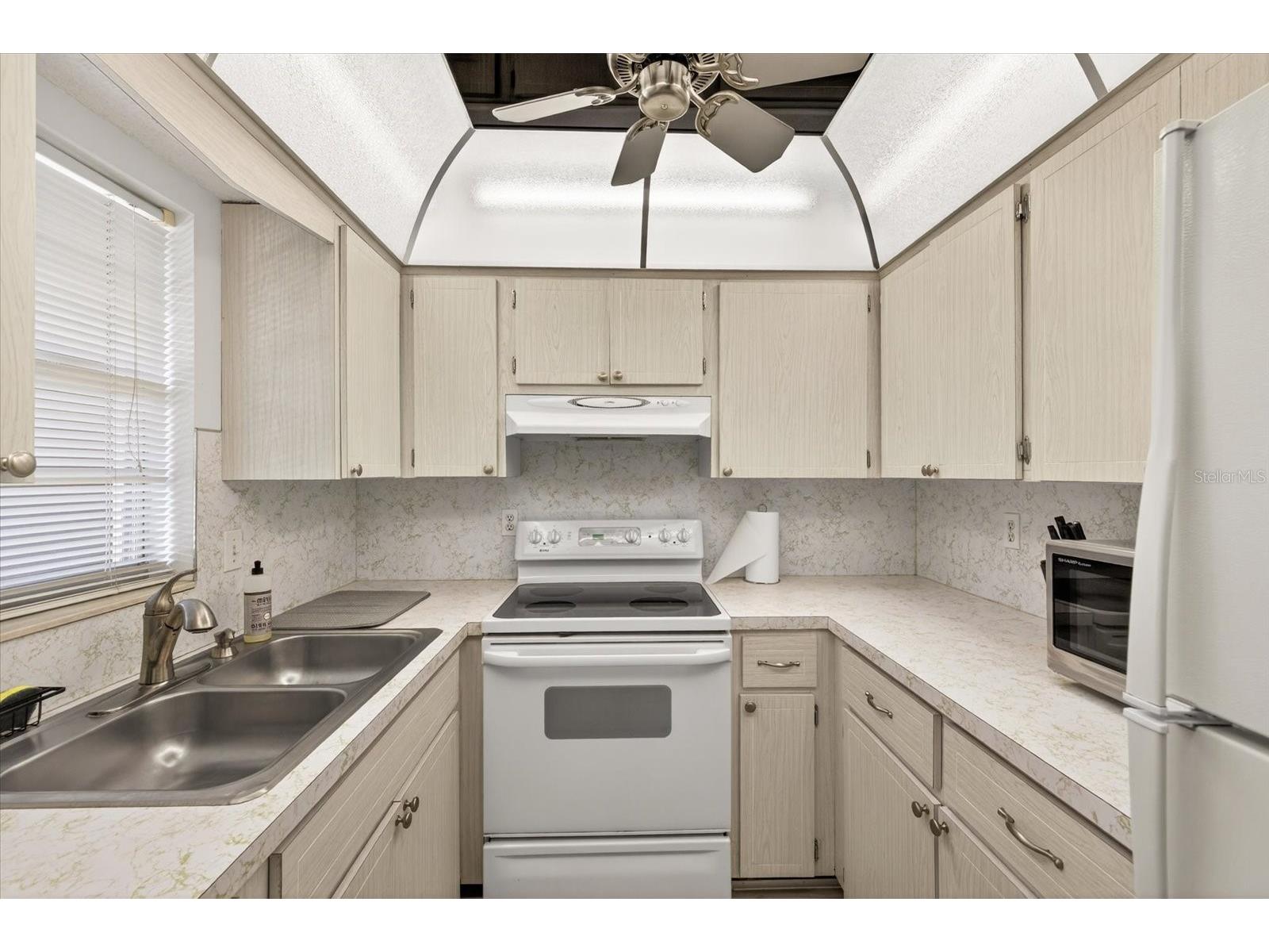 4533 Marine Parkway #203 New Port Richey FL 34652 W7882873 image19