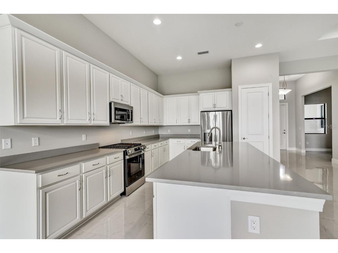 4533 Mondrian Court Sarasota FL 34240 A4657309 image10