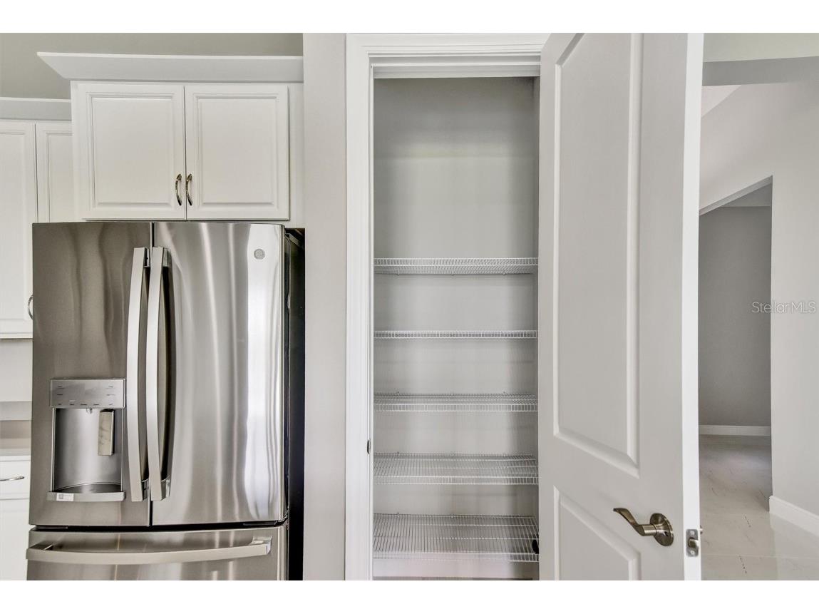 4533 Mondrian Court Sarasota FL 34240 A4657309 image11