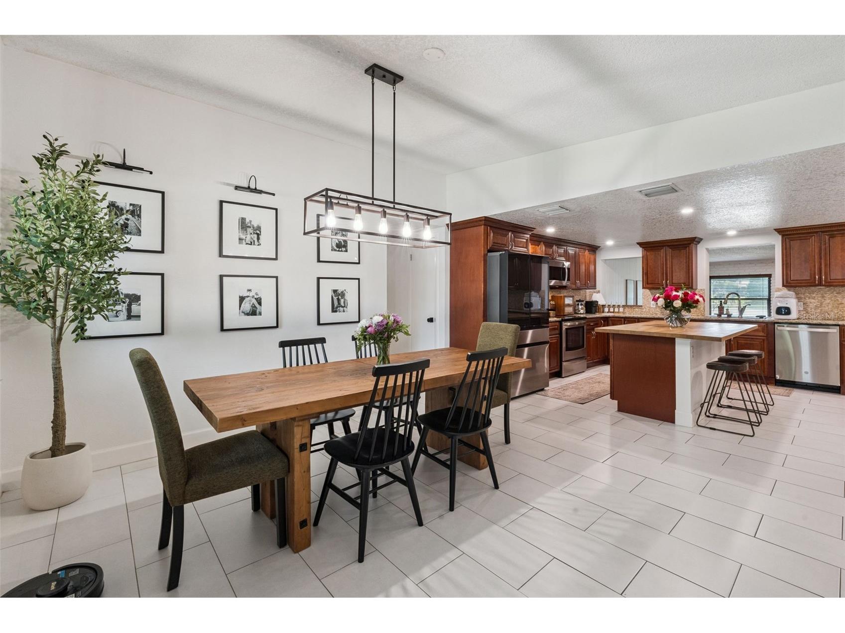 4533 Stilwell Drive Orlando FL 32812 - LAKE INWOOD O6419601 image3