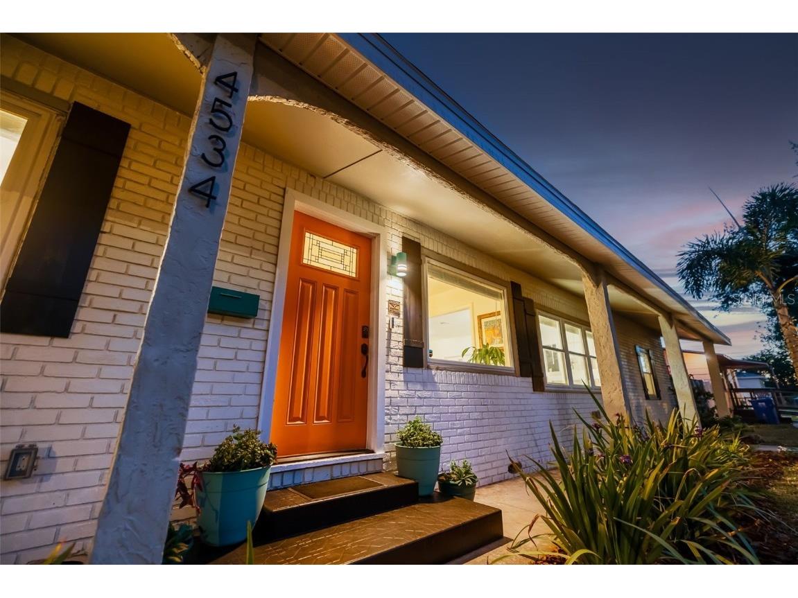 4534 24th Avenue S Saint Petersburg FL 33711 TB8368093 image1