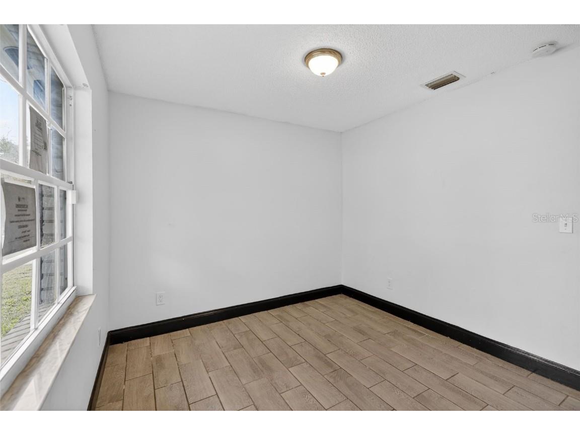 4534 Lemans Drive Orlando FL 32808 O6365376 image8