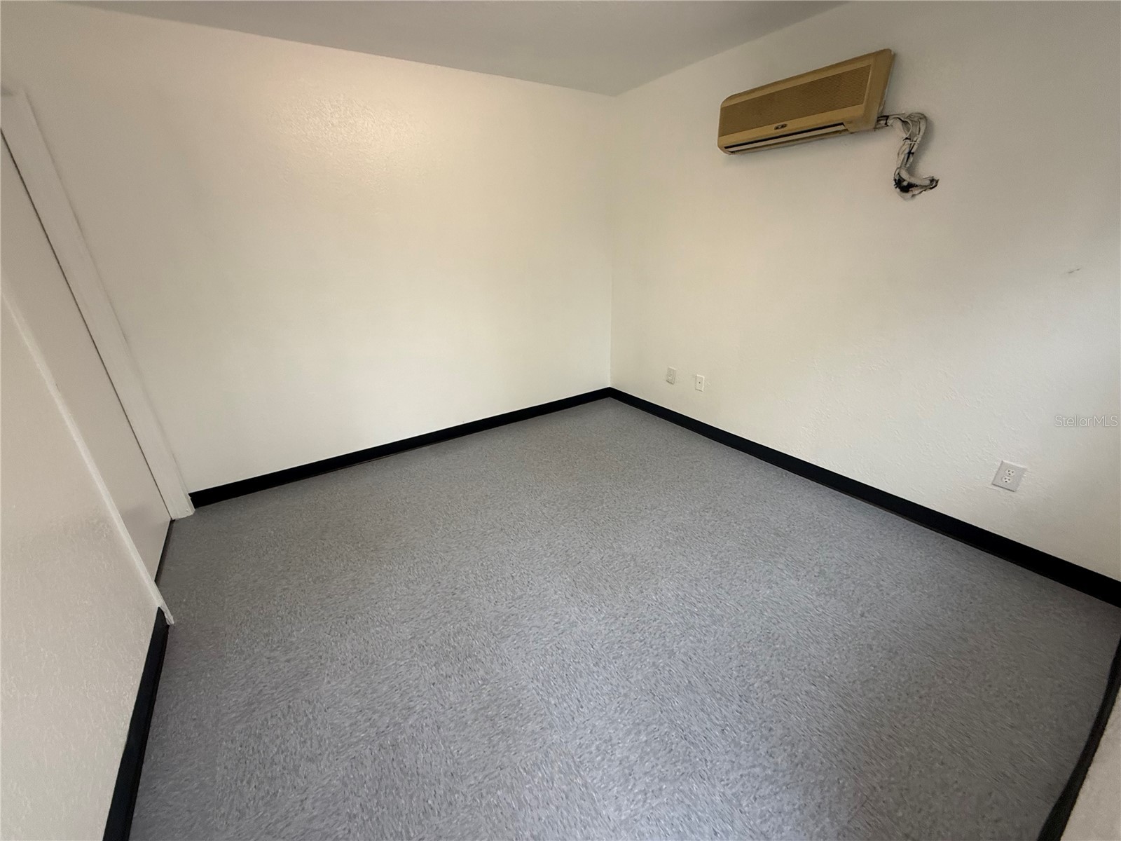 4534 NE 35th Street #7 Ocala FL 34479 OM728566 image2