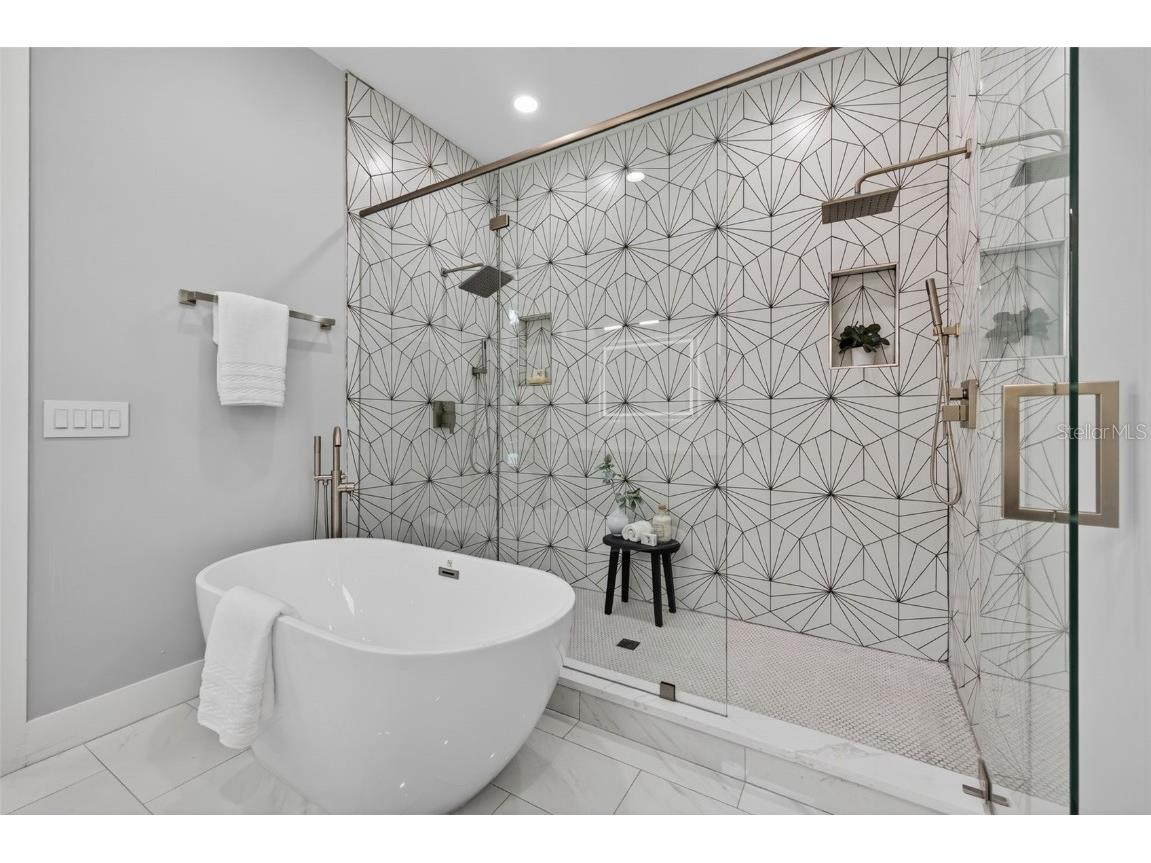 4535 26th Avenue S Saint Petersburg FL 33711 TB8451375 image42