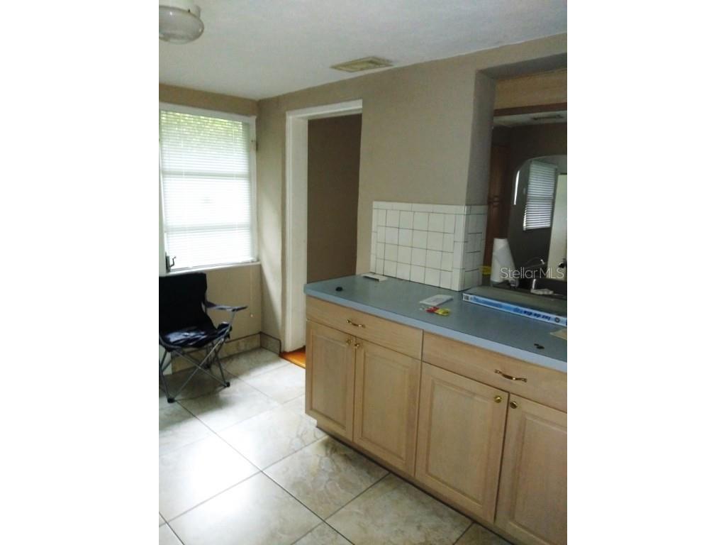 4535 5th Avenue N Saint Petersburg FL 33713 TB8450704 image5
