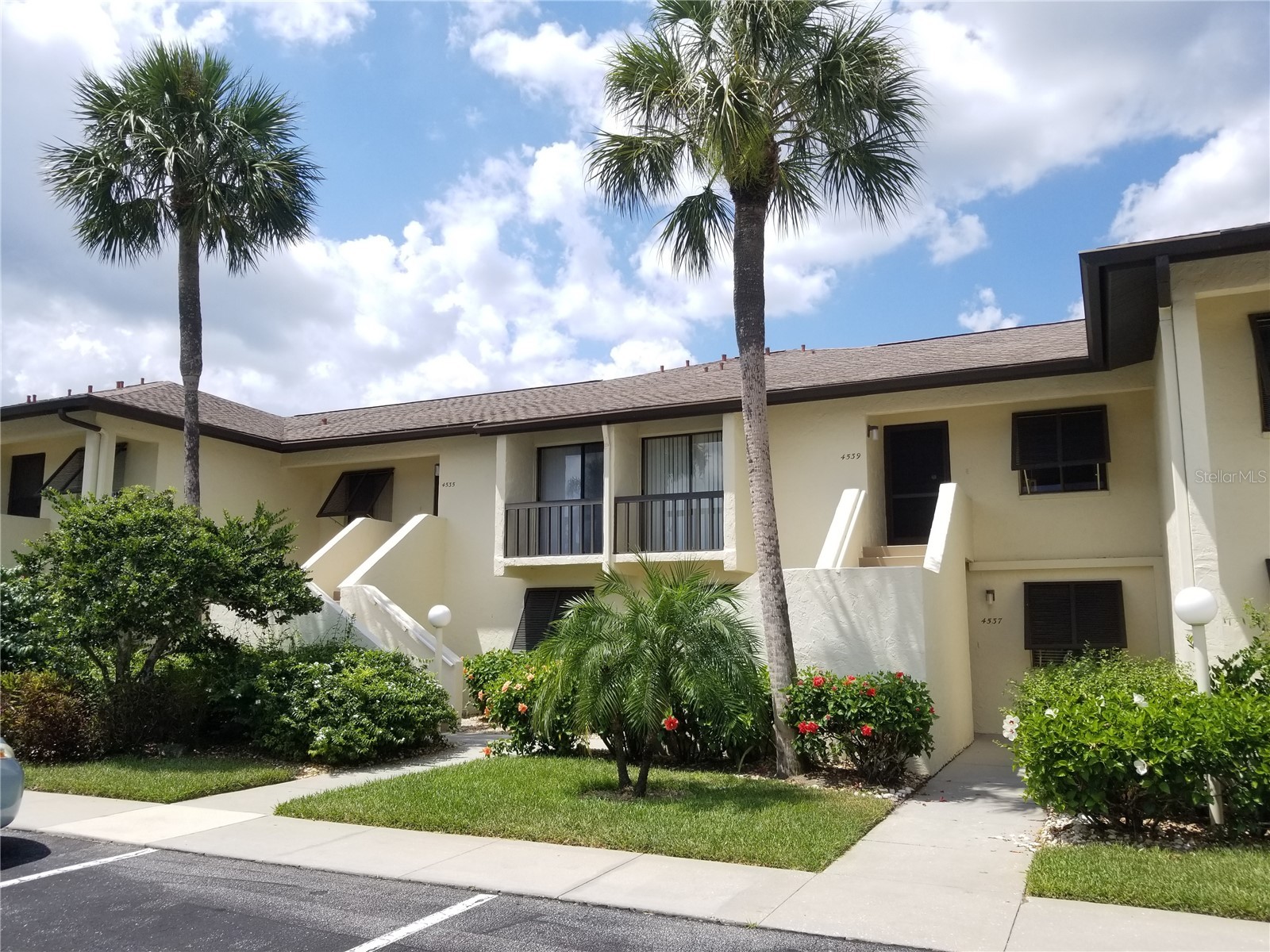 4535 Longwater Chase #18 Sarasota FL 34235 A4699443 image1