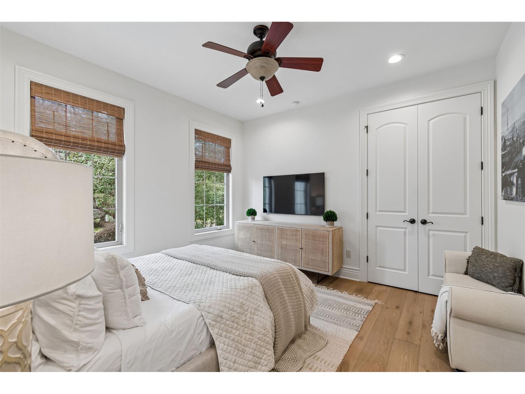 4535 W Swann Avenue Tampa FL 33609 TB8517881 image40