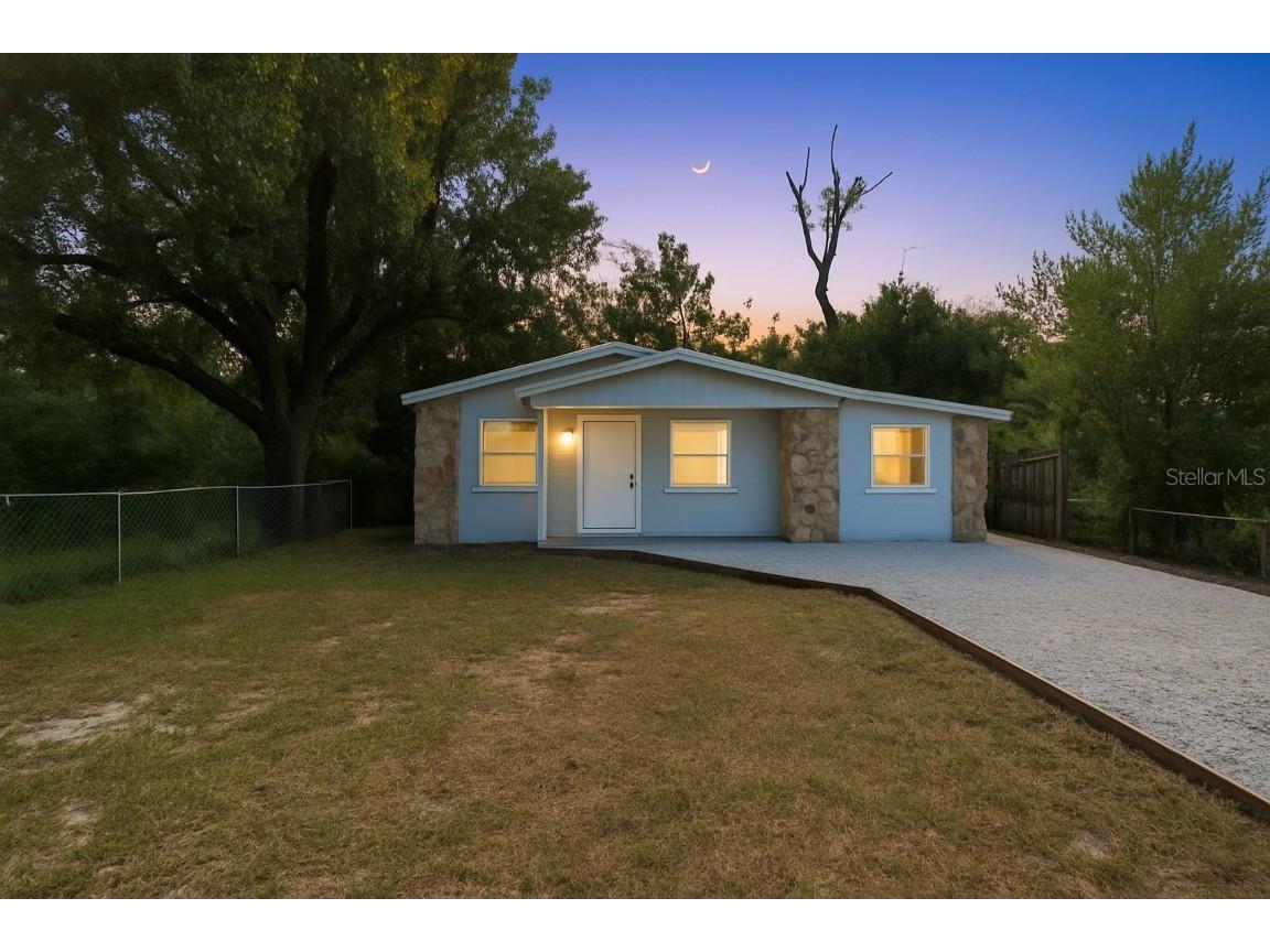 4536 12th Avenue S Saint Petersburg FL 33711 TB8443205 image1