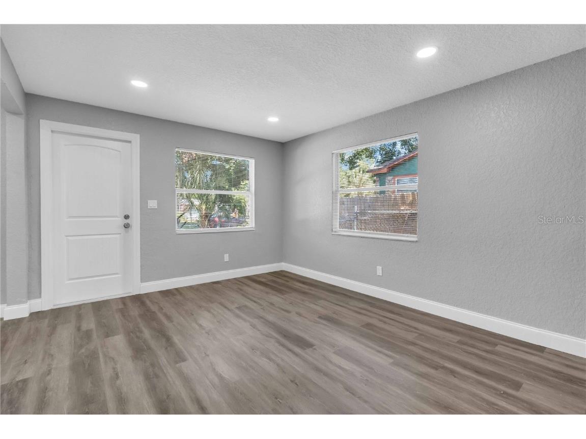 4536 12th Avenue S Saint Petersburg FL 33711 TB8443205 image8