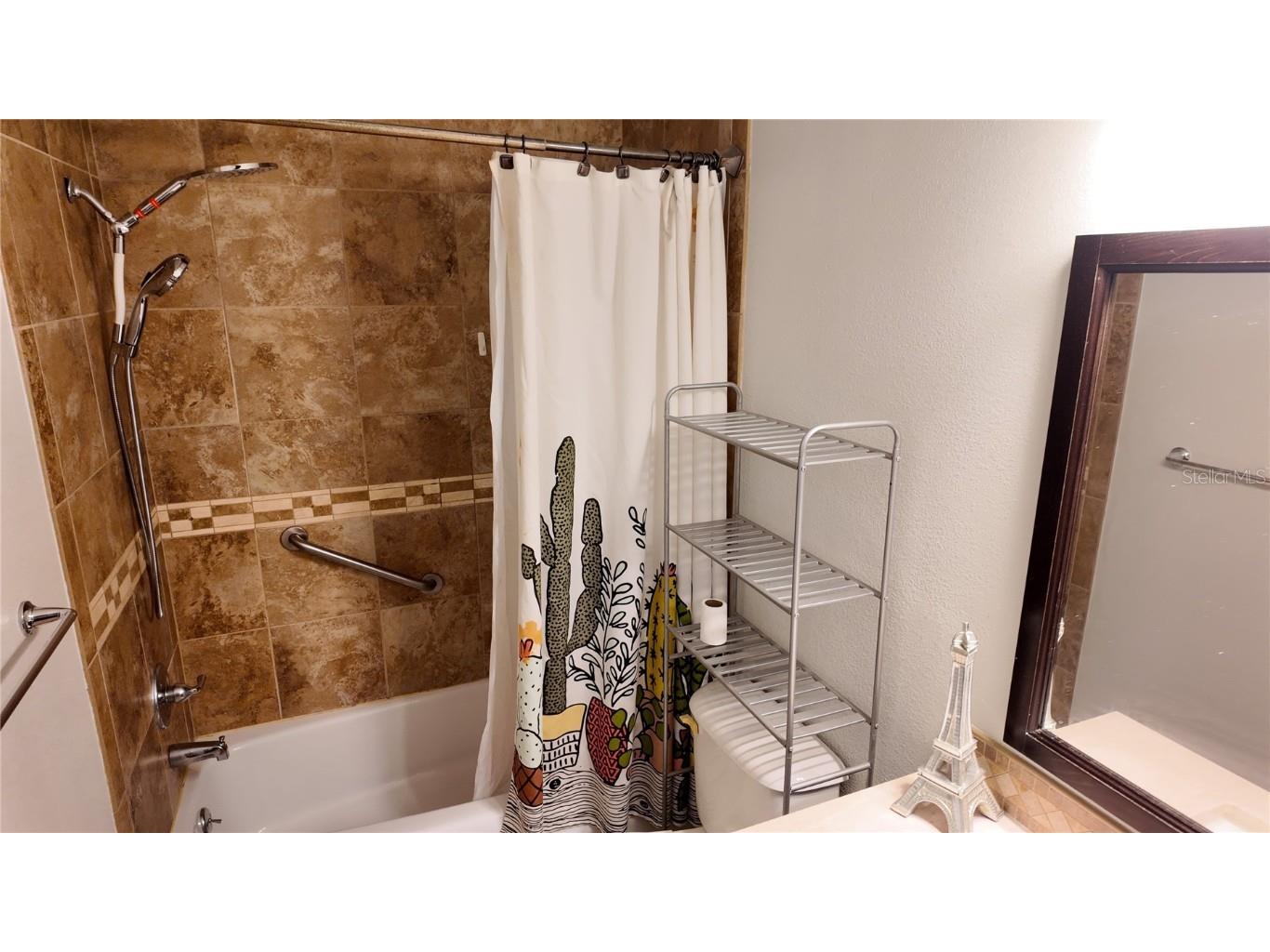 4536 Maceachen Boulevard Sarasota FL 34233 TB8453170 image16