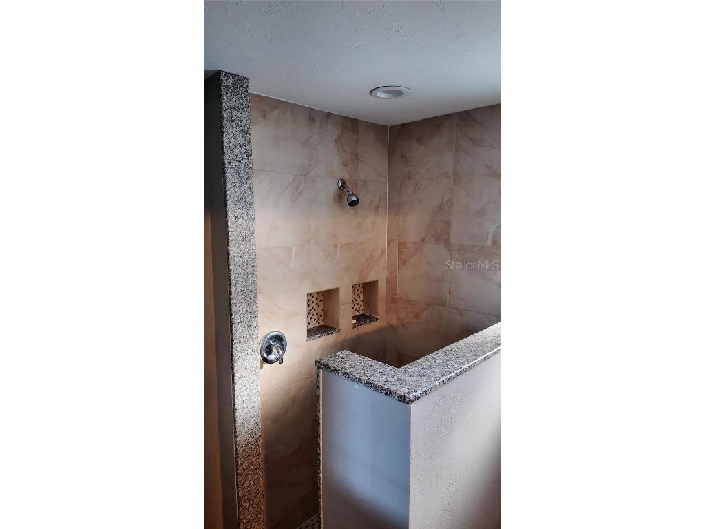 4536 Maceachen Boulevard Sarasota FL 34233 TB8453170 image17