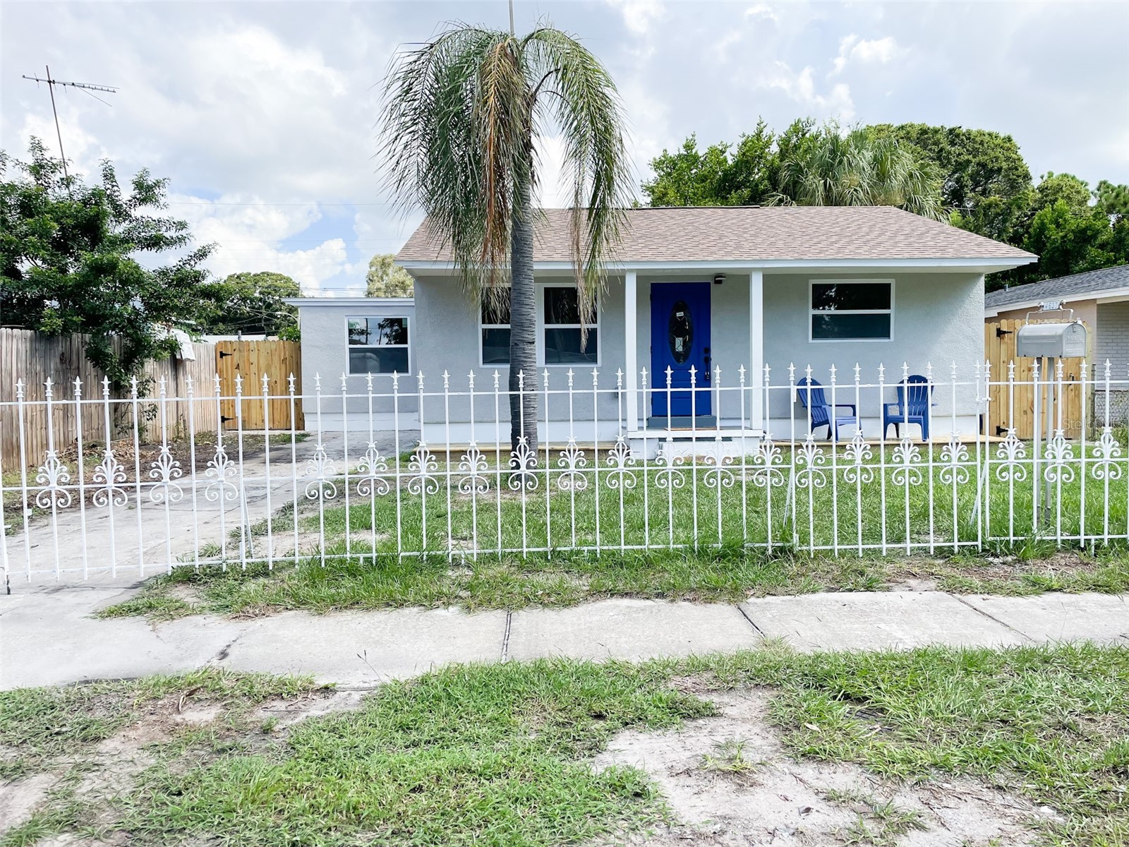 4537 10th Avenue S Saint Petersburg FL 33711 TB8469032 image2