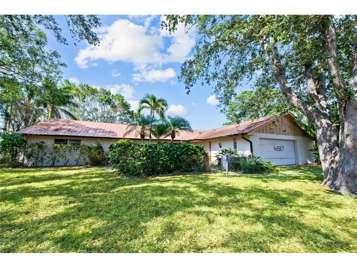 4537 E Riverside Drive Fort Myers FL 33905 J966714 image1