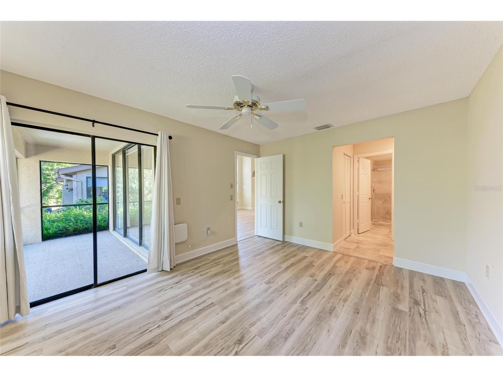 4537 Morningside #10 Sarasota FL 34235 A4682061 image12