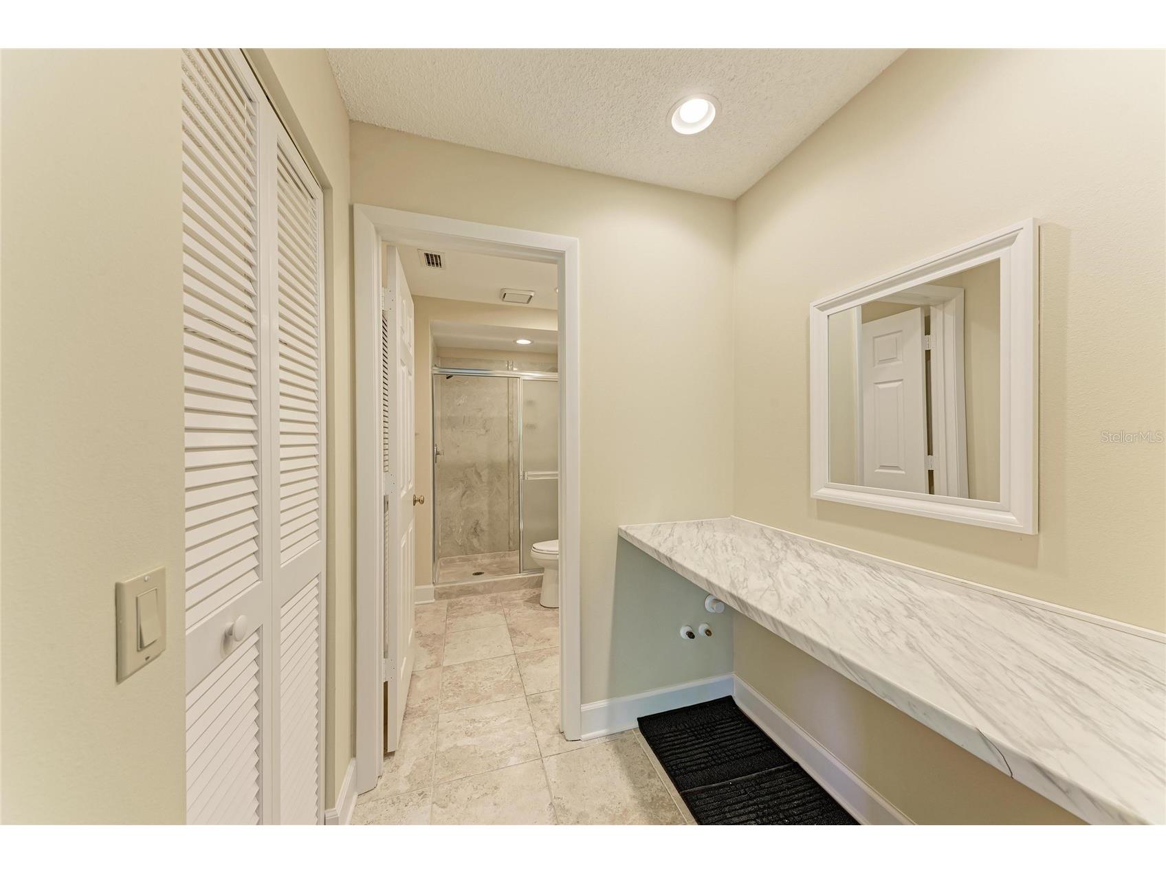 4537 Morningside #10 Sarasota FL 34235 A4682061 image14