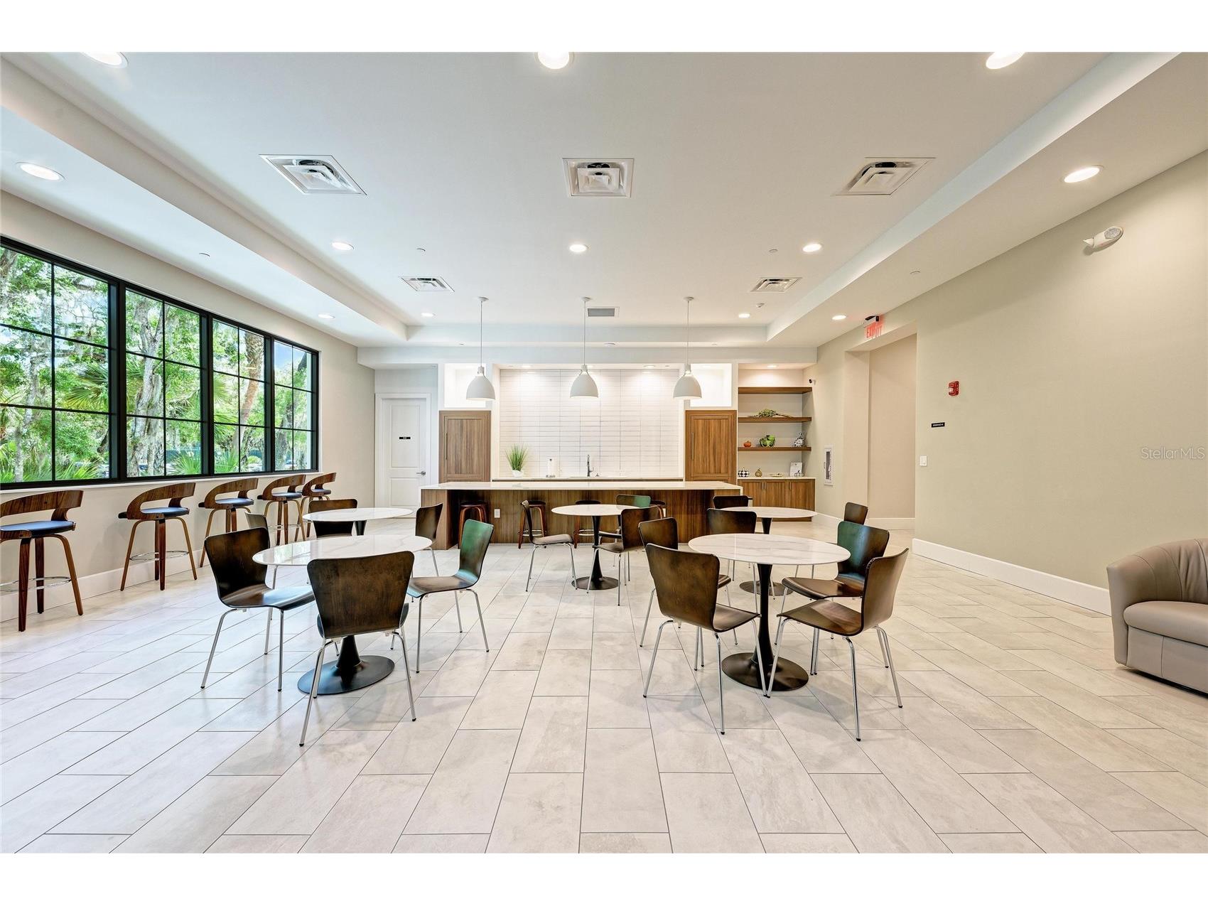 4537 Morningside #10 Sarasota FL 34235 A4682061 image30