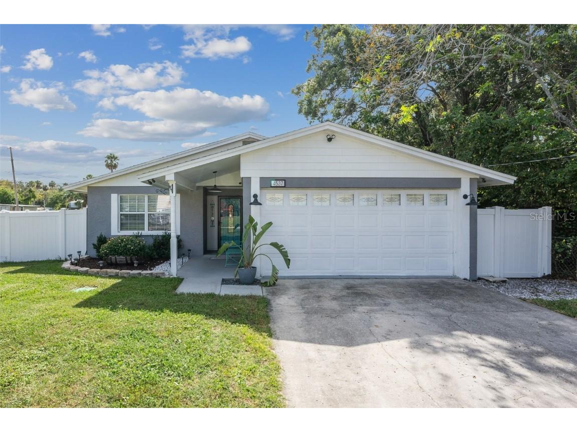 4537 Ontario Drive New Port Richey FL 34652 U8218820 image1