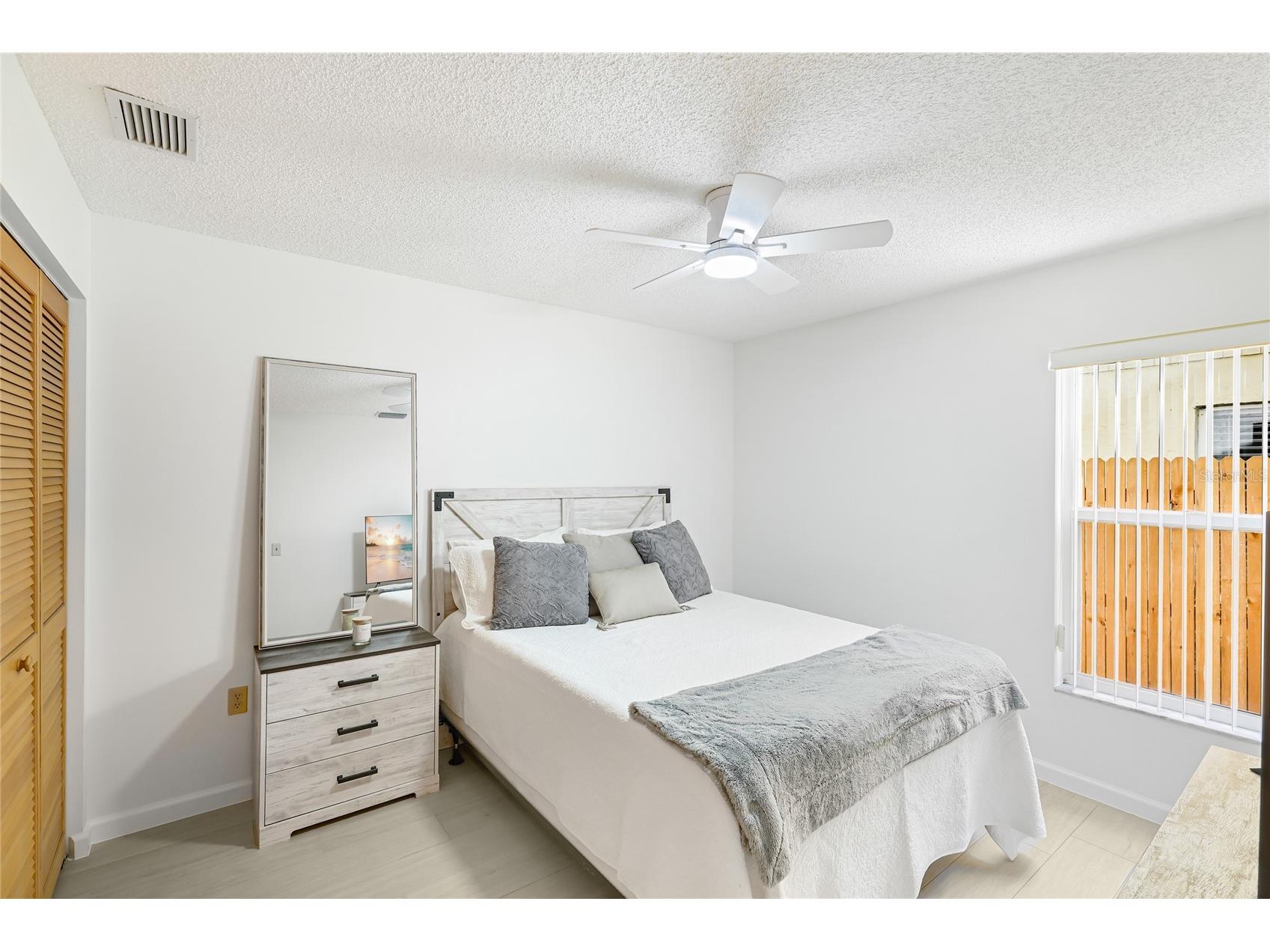 4537 S Lockwood Ridge Road Sarasota FL 34231 A4694909 image14