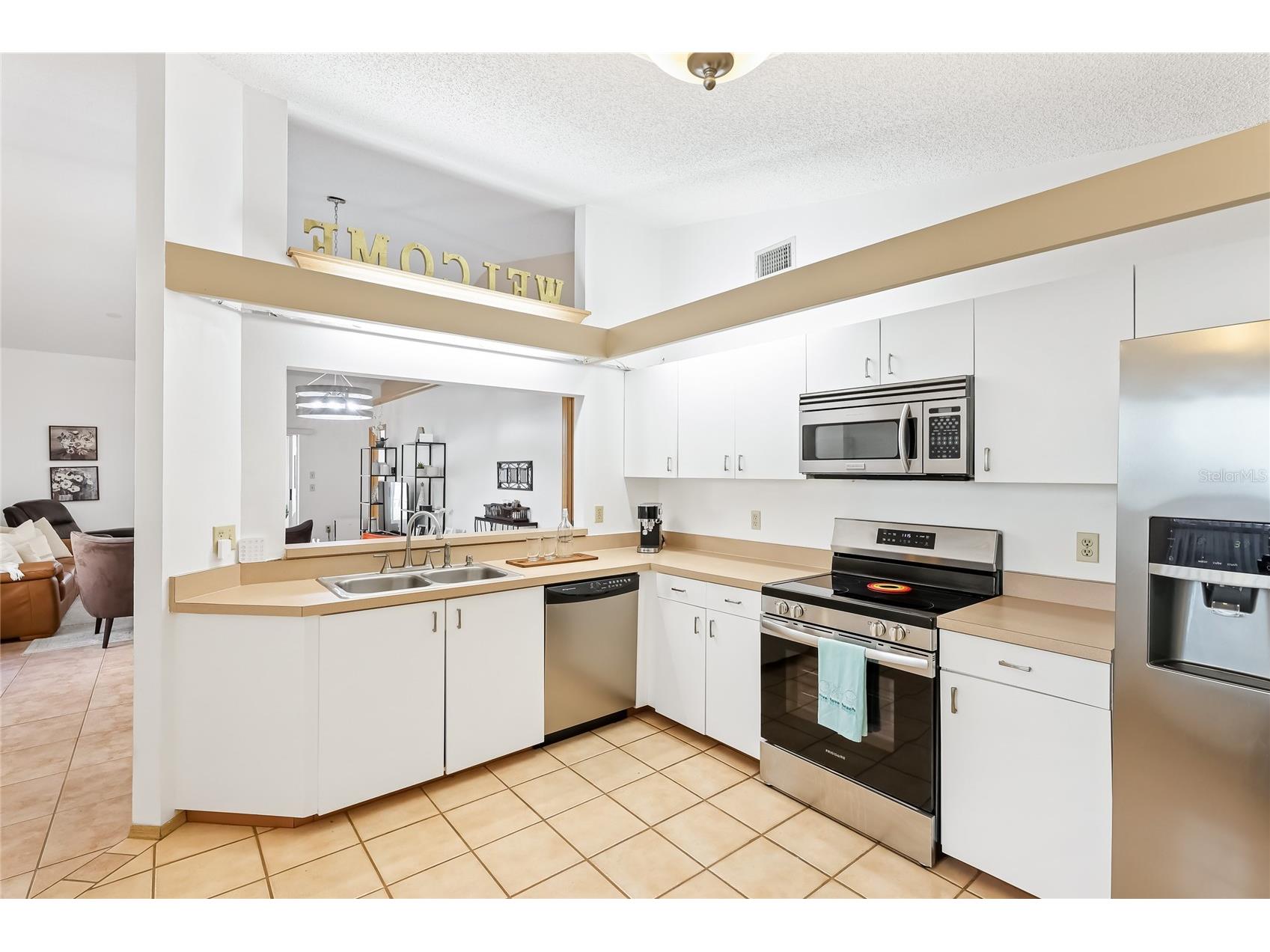 4537 S Lockwood Ridge Road Sarasota FL 34231 A4694909 image8