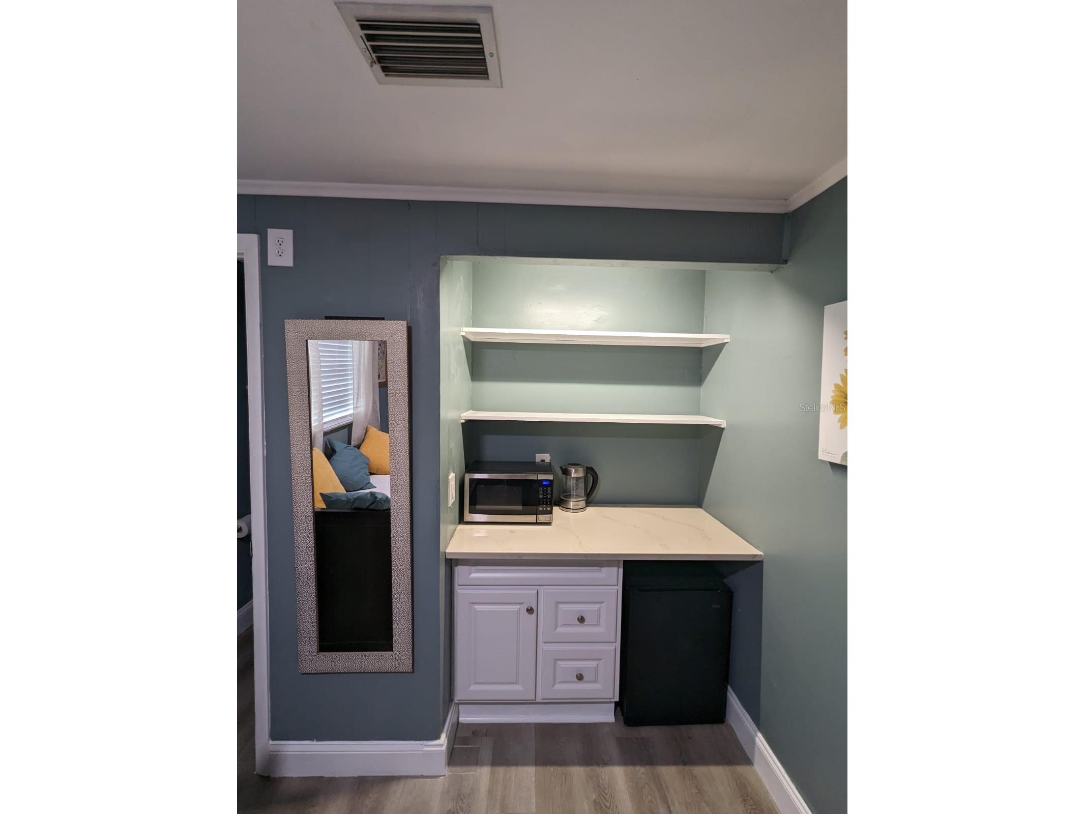 4538 W Minnehaha Street #C Tampa FL 33614 TB8516520 image2