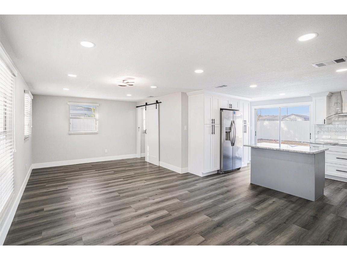 4539 W Minnehaha Street Tampa FL 33614 TB8454773 image6