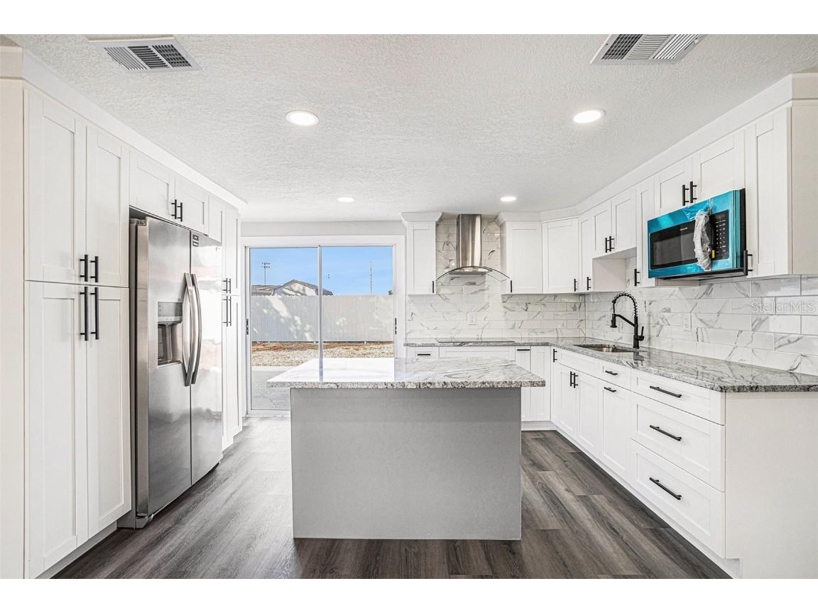 4539 W Minnehaha Street Tampa FL 33614 TB8454773 image7