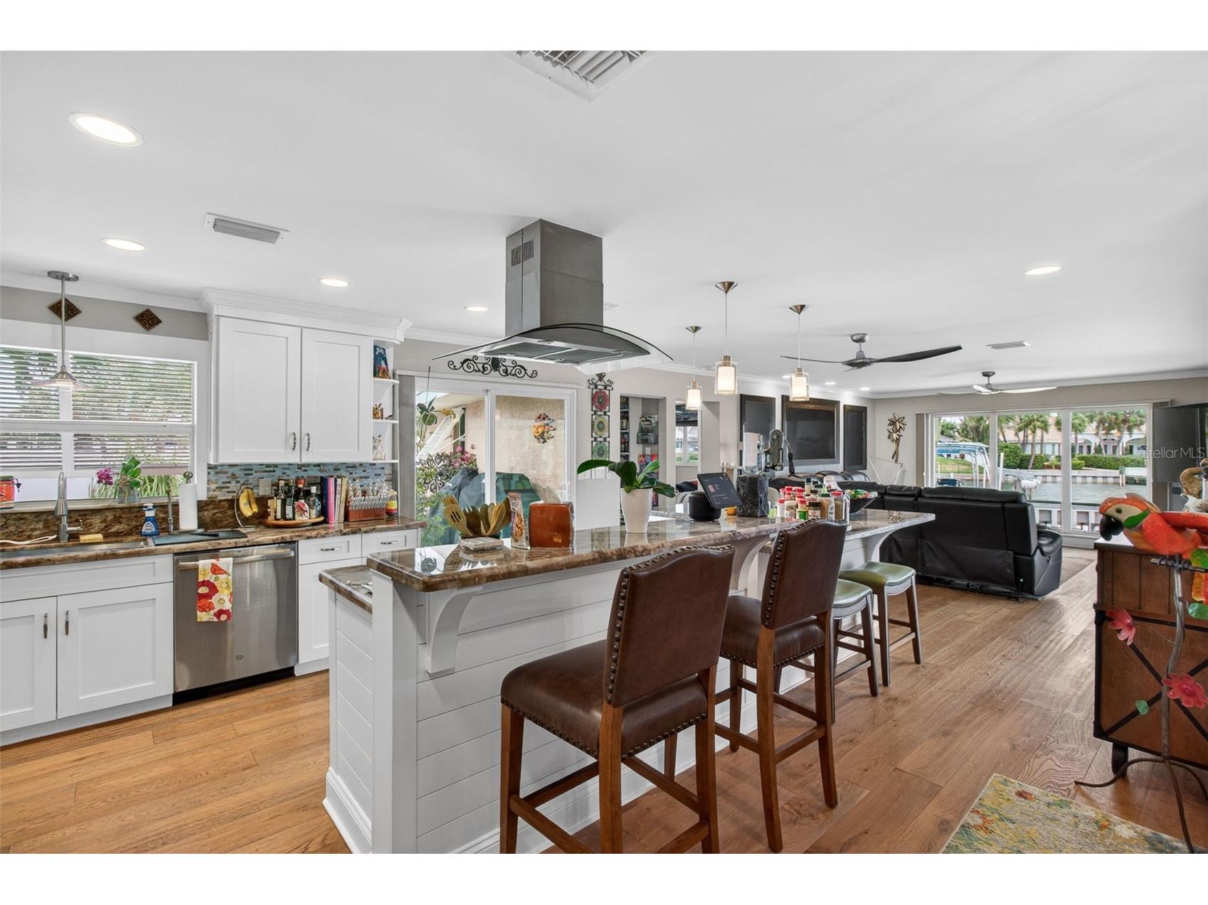 454 1st Street W Tierra Verde FL 33715 TB8515086 image32
