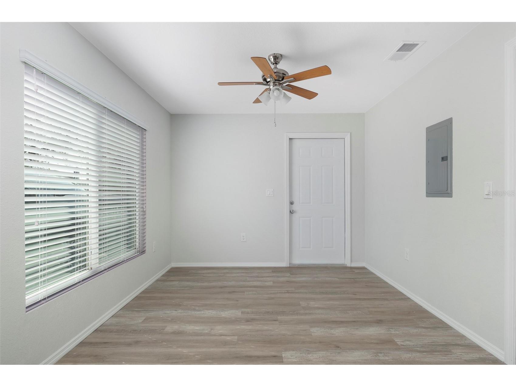 454 21st Street N Saint Petersburg FL 33713 TB8488764 image7