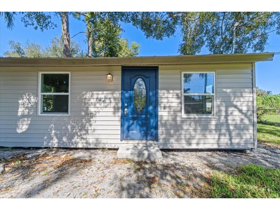 454 Ellis Street North Fort Myers FL 33903 C7501054 image1