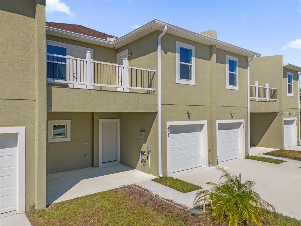 454 Lake Shore Parkway Davenport FL 33896 O6252188 image1