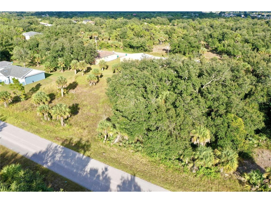 454 Leona Street Port Charlotte FL 33954 C7516883 image4