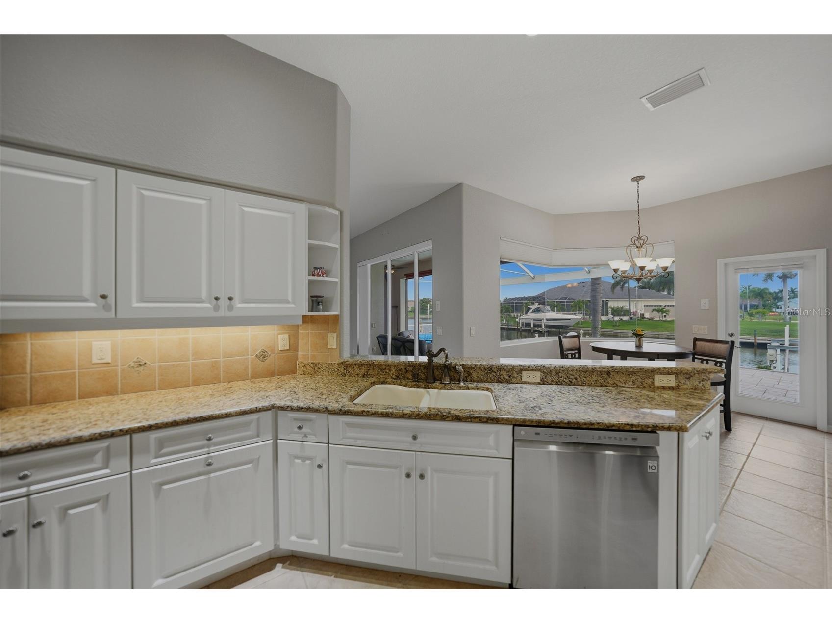 454 Macedonia Drive Punta Gorda FL 33950 C7526777 image19