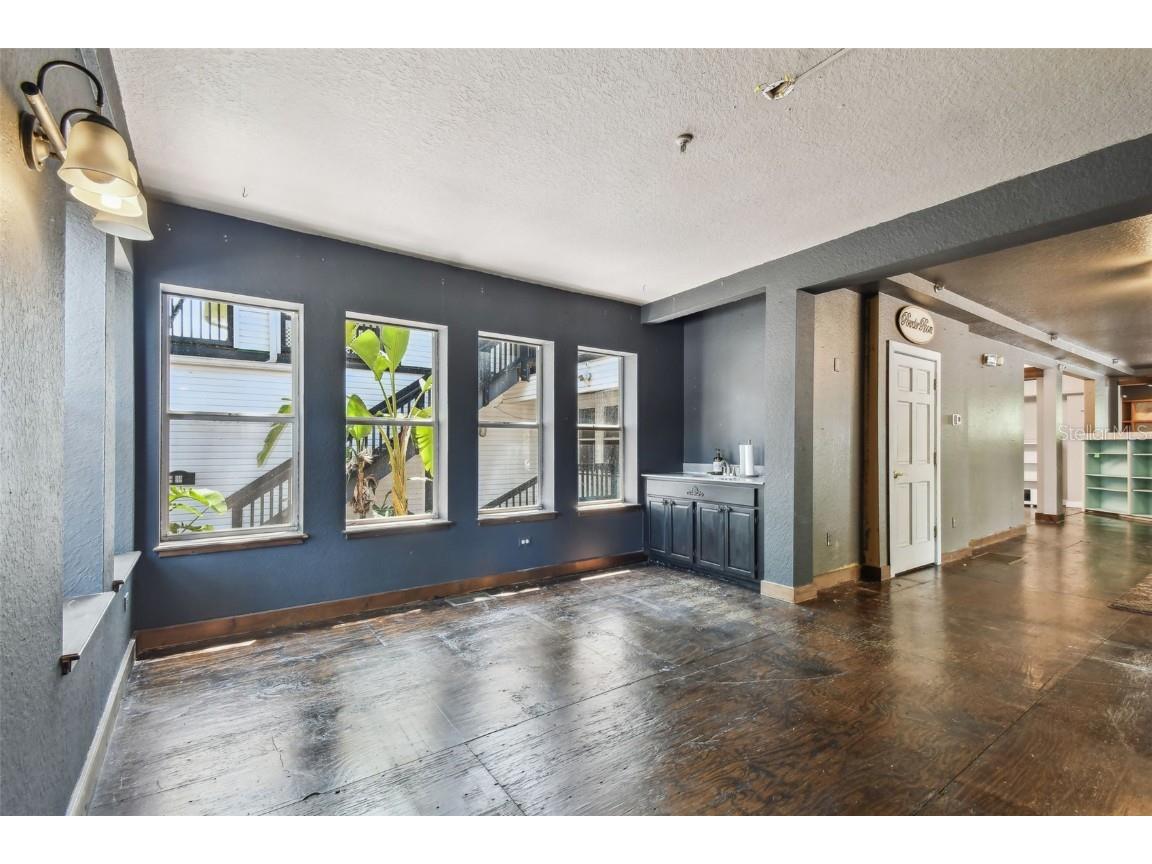 454 Main Street Safety Harbor FL 34695 TB8381286 image8