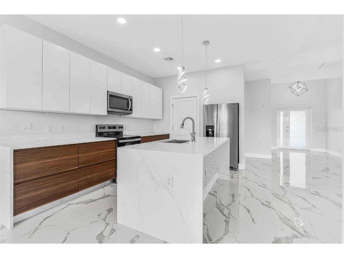 454 Mercedes Court Lehigh Acres FL 33972 O6345924 image11