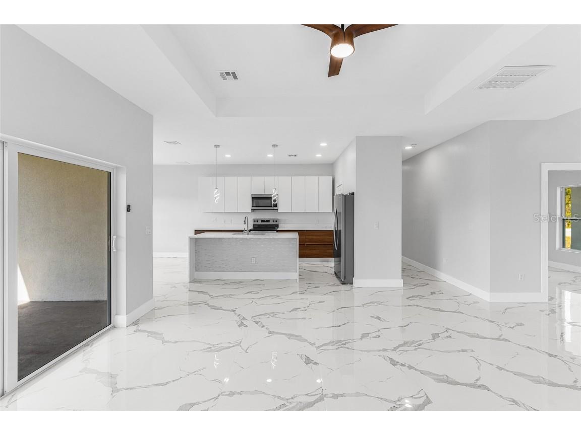 454 Mercedes Court Lehigh Acres FL 33972 O6345924 image8