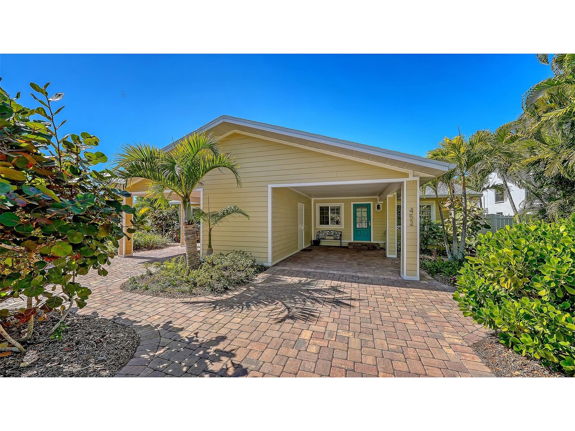 454 Palmetto Court Venice FL 34285 A4682435 image1