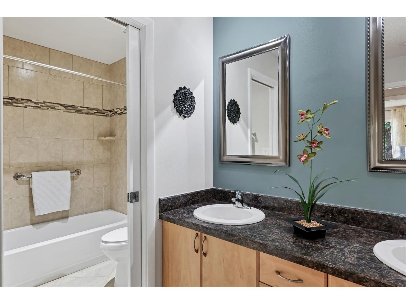 4540 Ascot Circle N Sarasota FL 34235 TB8481018 image19