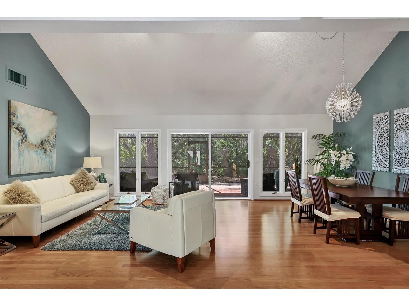 4540 Ascot Circle N Sarasota FL 34235 TB8481018 image4