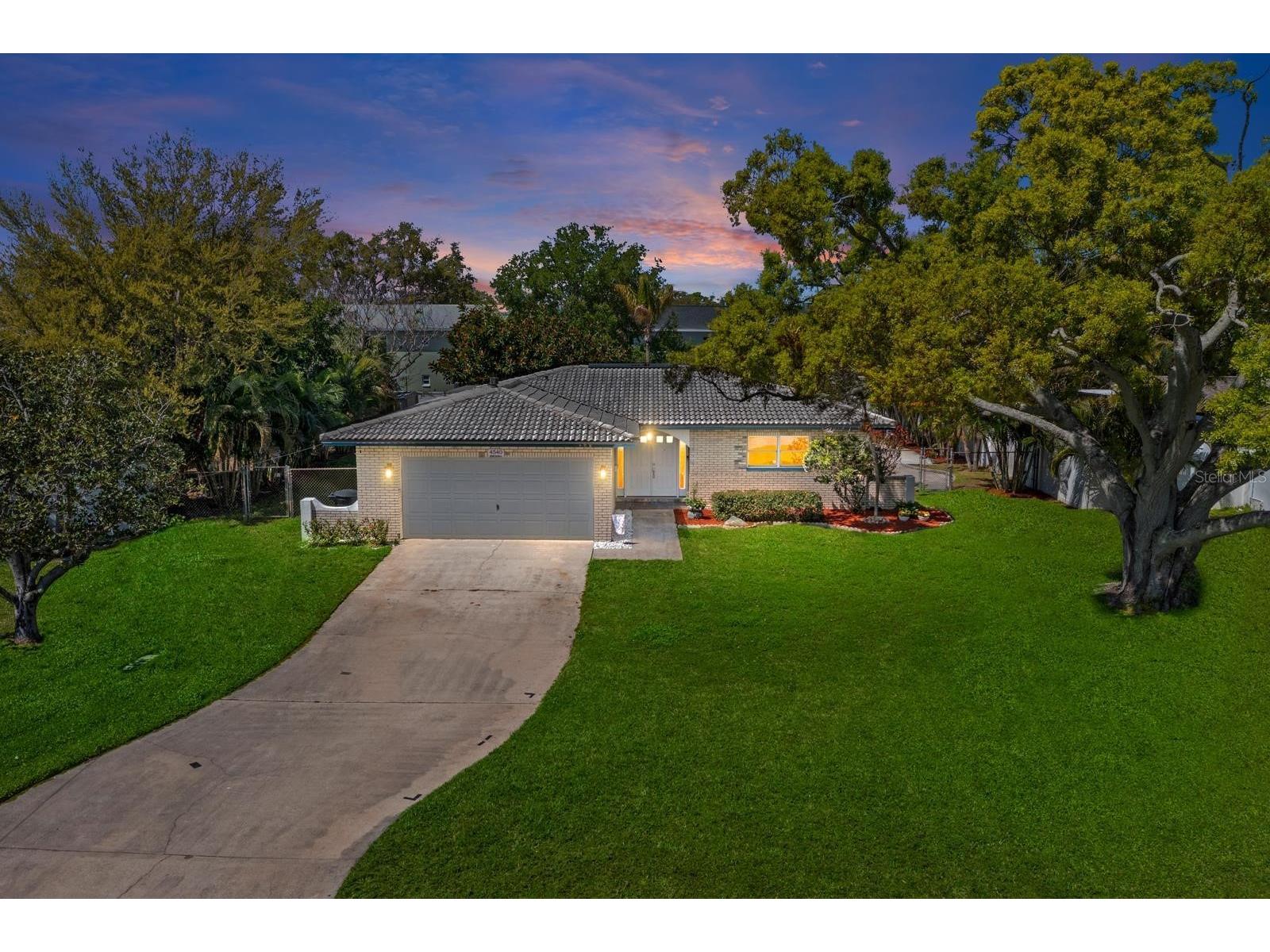 4540 Bayshore Boulevard NE Saint Petersburg FL 33703 TB8483324 image1