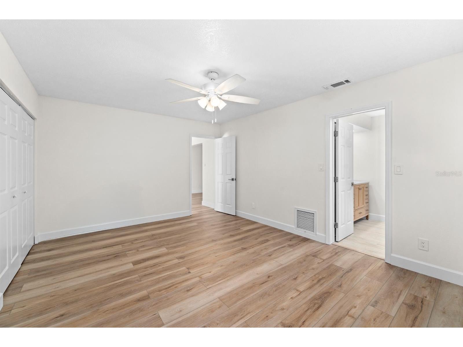 4540 Bayshore Boulevard NE Saint Petersburg FL 33703 TB8483324 image17