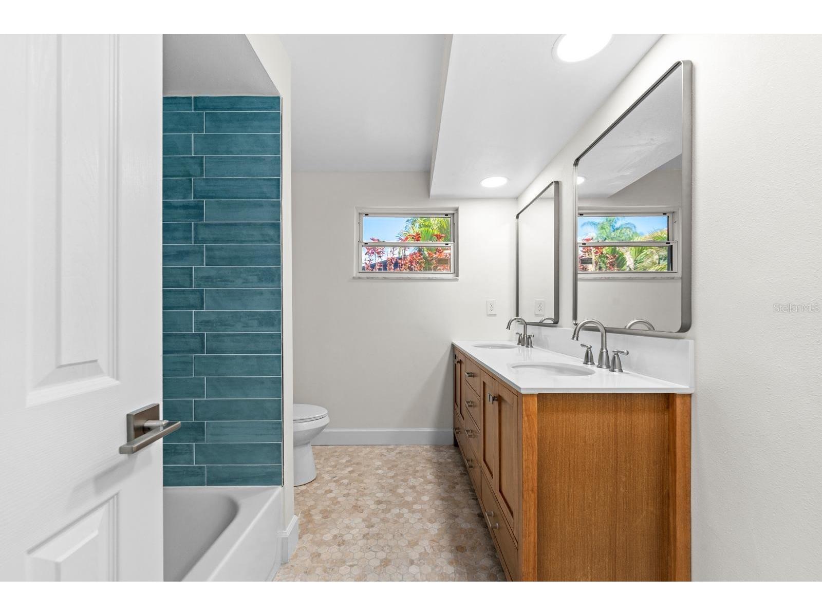 4540 Bayshore Boulevard NE Saint Petersburg FL 33703 TB8483324 image21