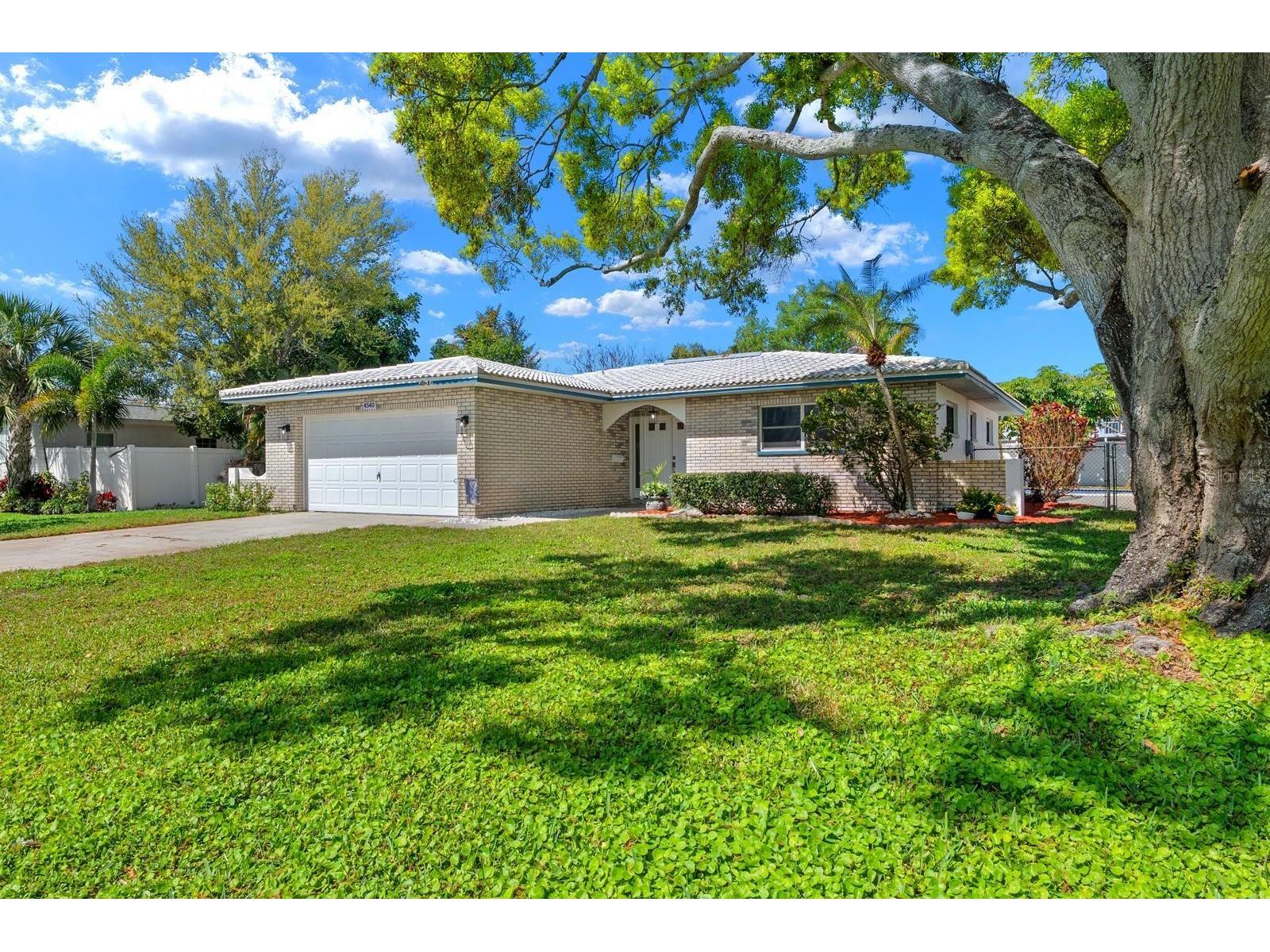 4540 Bayshore Boulevard NE Saint Petersburg FL 33703 TB8483324 image29