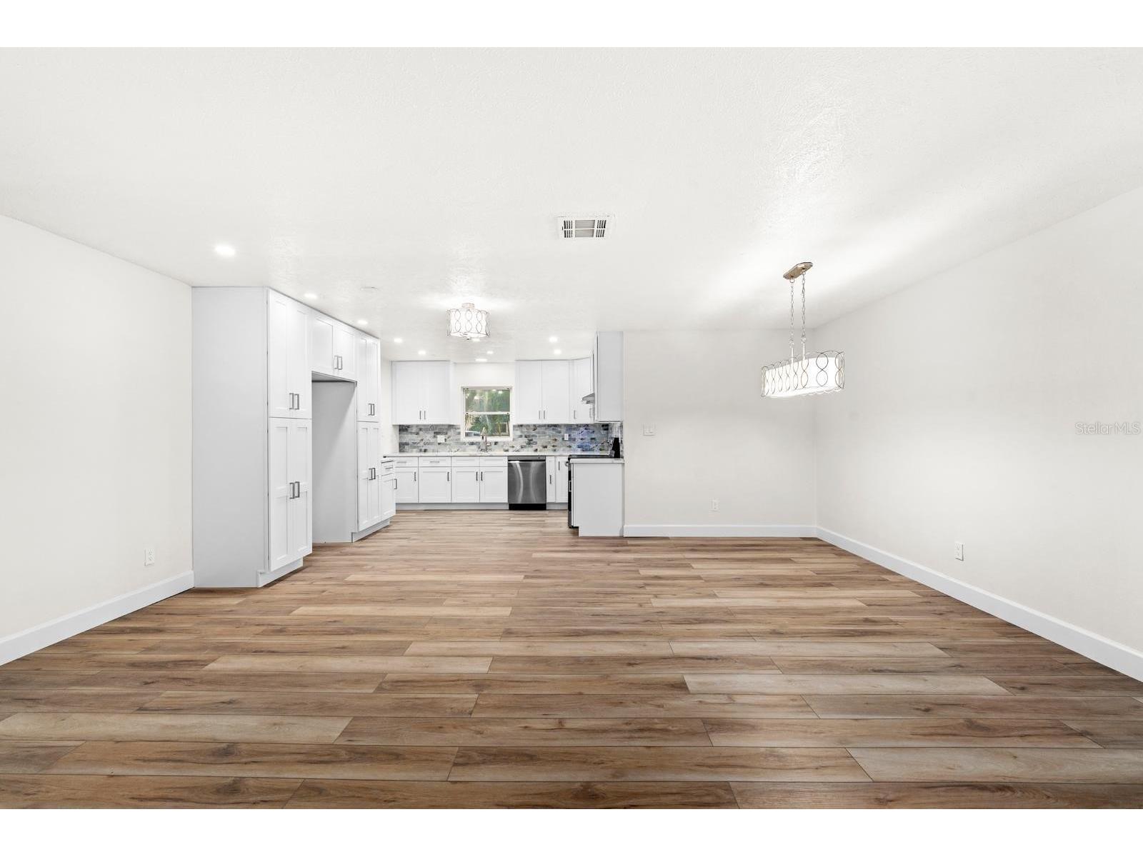 4540 Bayshore Boulevard NE Saint Petersburg FL 33703 TB8483324 image5
