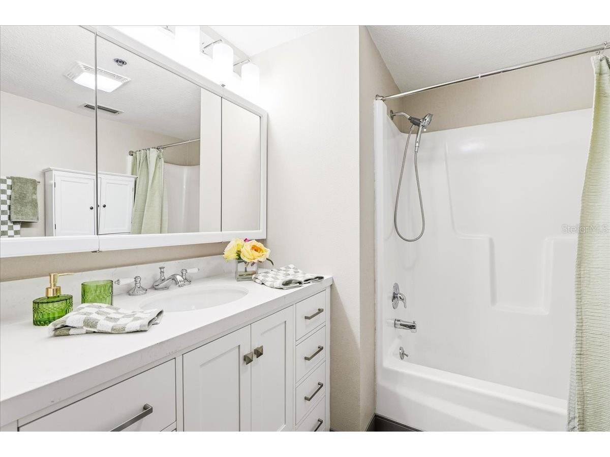 4540 Bee Ridge Road #175 Sarasota FL 34233 A4698270 image22