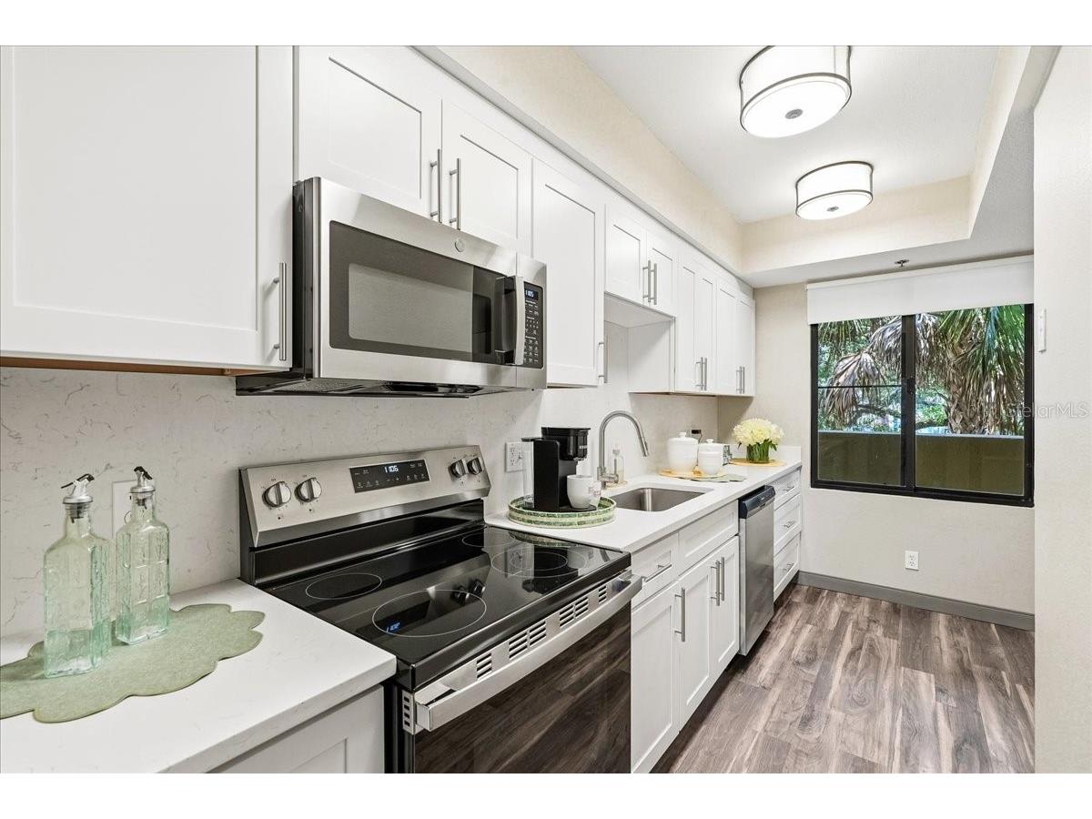 4540 Bee Ridge Road #175 Sarasota FL 34233 A4698270 image8