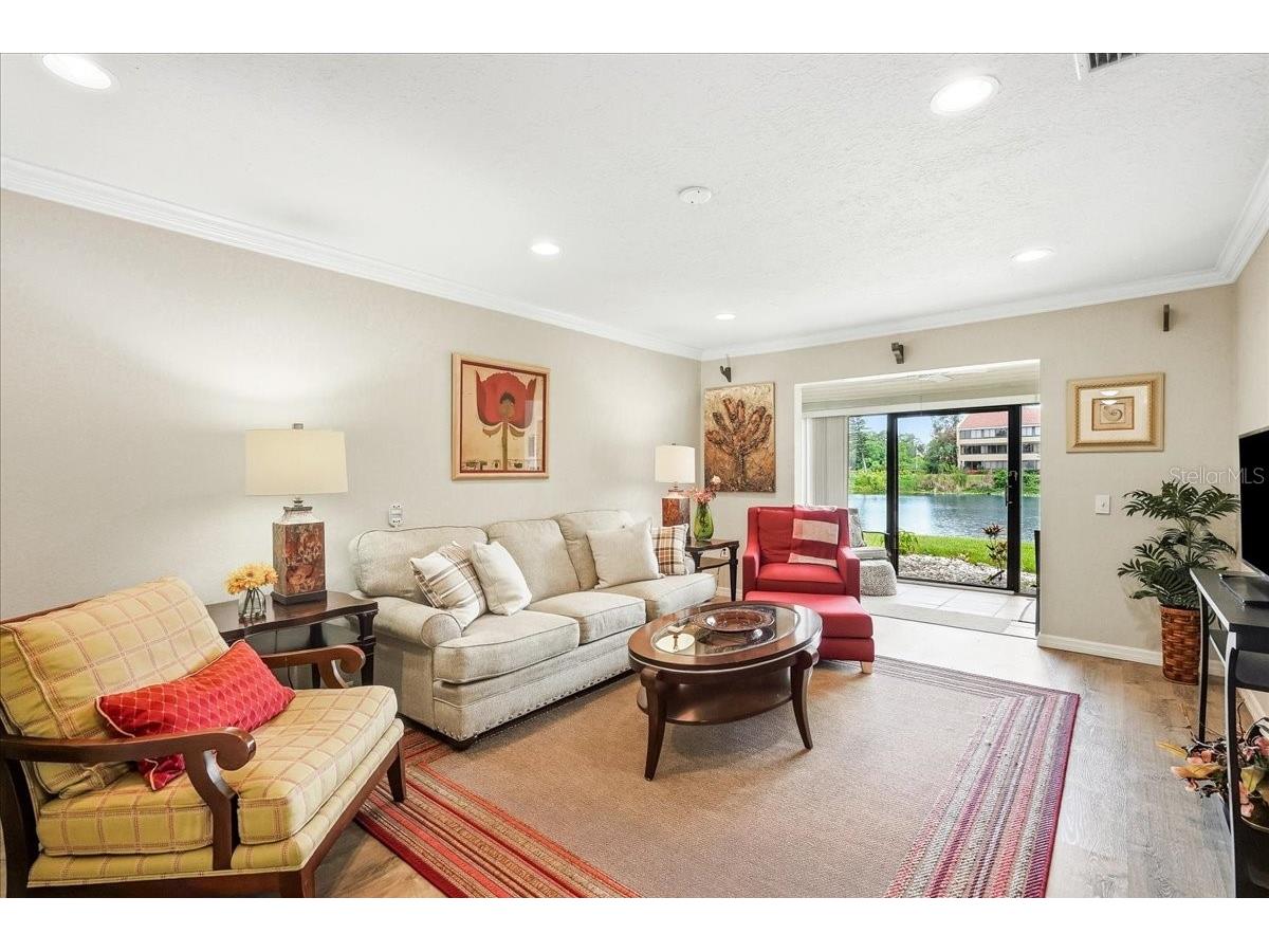 4540 Bee Ridge Road #VILLA 1 Sarasota FL 34233 A4698275 image2
