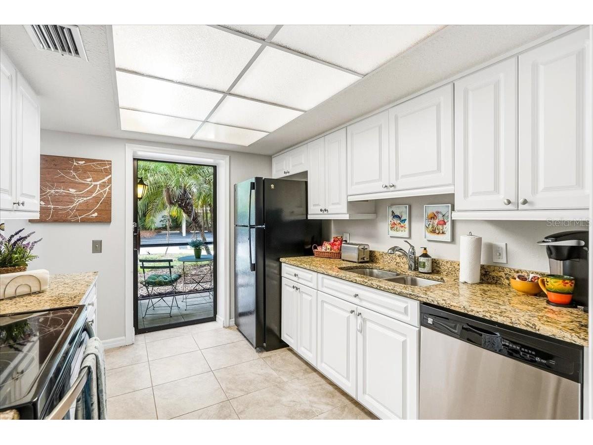 4540 Bee Ridge Road #VILLA 1 Sarasota FL 34233 A4698275 image6