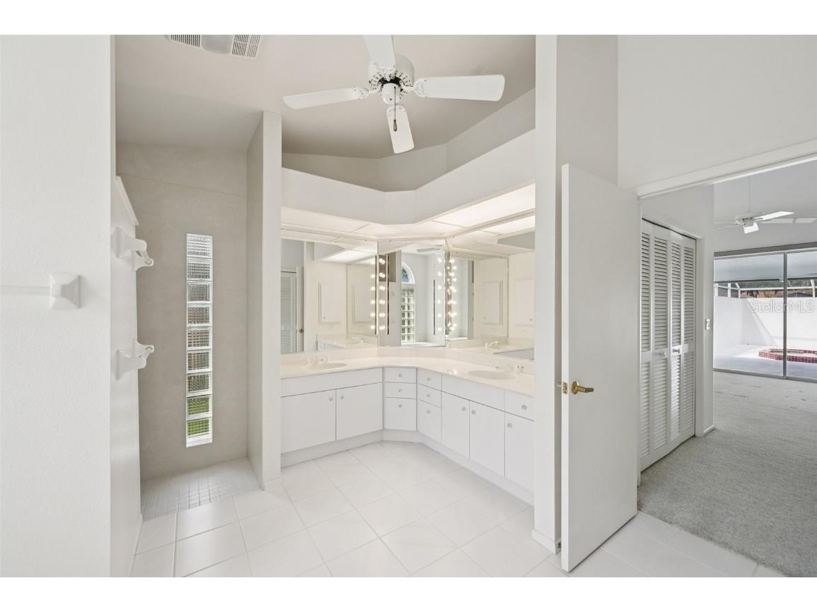 4540 Chimney Creek Drive Sarasota FL 34235 A4664317 image10
