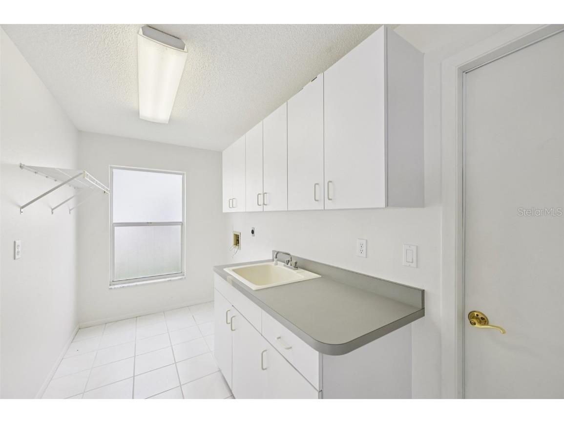 4540 Chimney Creek Drive Sarasota FL 34235 A4664317 image11